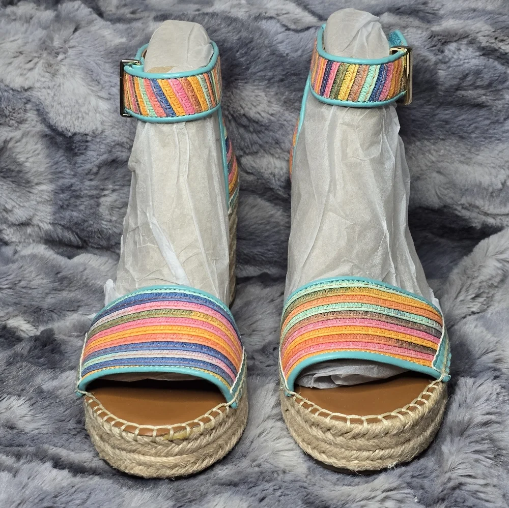 NWB Franco Sarto Clemens Espadrille Wedge Sanda Colorful Striped‎ Size 5.5